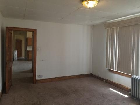9107 S Ellis Ave, Chicago, IL 60619 photo 4
