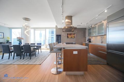 340 E Randolph St #4206, Chicago, IL 60601 photo 7