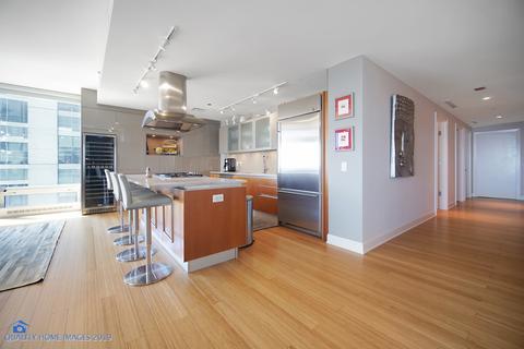 340 E Randolph St #4206, Chicago, IL 60601 photo 6