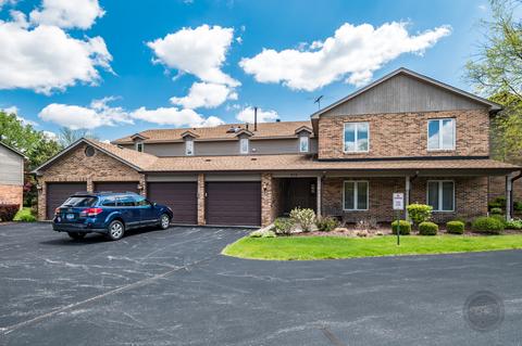 978 West Ct #D, Naperville, IL 60563 photo 1