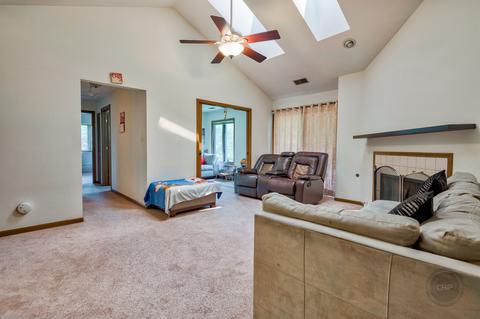 978 West Ct #D, Naperville, IL 60563 photo 5