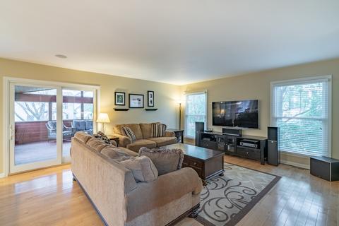 410 Fieldcrest Dr, Algonquin, IL 60102 photo 11