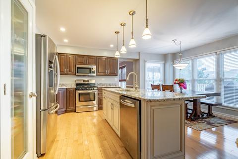 410 Fieldcrest Dr, Algonquin, IL 60102 photo 9