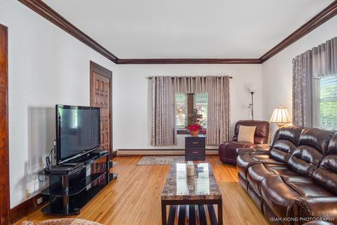 247 Trask St, Aurora, IL 60505 photo 4