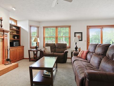 1602 E Ironwood Dr, Normal, IL 61761 photo 5