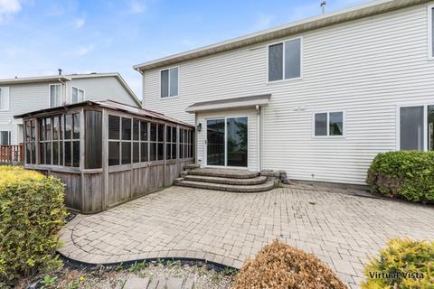 844 Teasel Ln, Aurora, IL 60504 photo 5