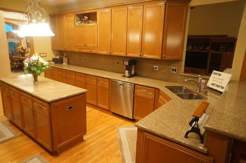 16535 Christopher Dr, Lemont, IL 60439 photo 6