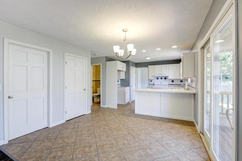 1104 Oak Hill St, Normal, IL 61761 photo 14