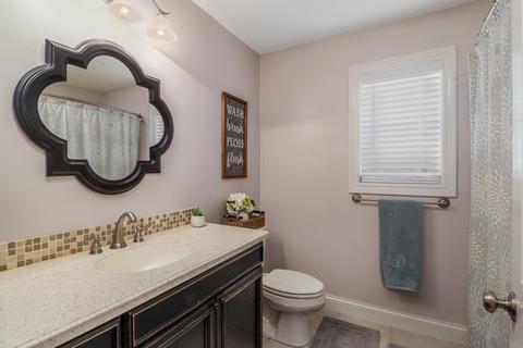 2110 Denton Ln, Normal, IL 61761 photo 24