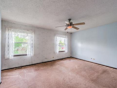 1123 Monroe Dr, Bartlett, IL 60103 photo 14