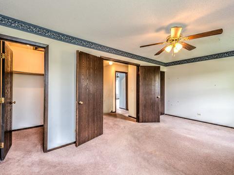 1123 Monroe Dr, Bartlett, IL 60103 photo 16