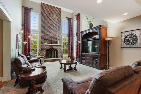 15713 Brookshore Dr, Plainfield, IL 60544 photo 4