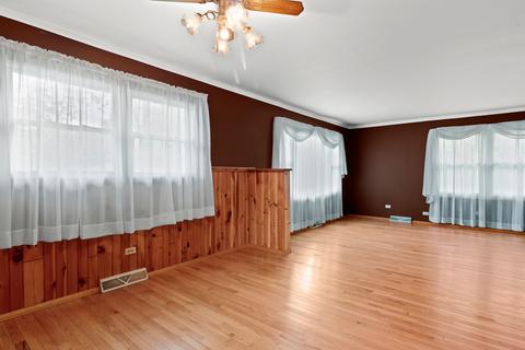 3045 Carpenter St, Steger, IL 60475 photo 8