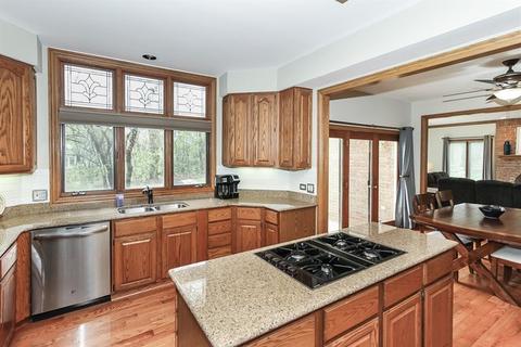 425 Timber Ridge Dr, Bartlett, IL 60103 photo 6