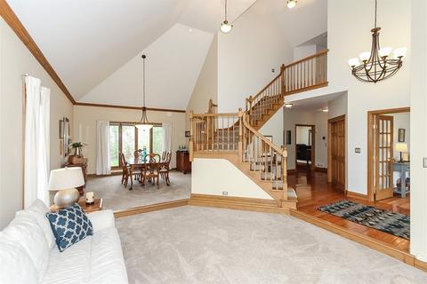 425 Timber Ridge Dr, Bartlett, IL 60103 photo 4
