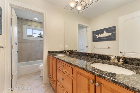 281 E Fullerton Ave, Elmhurst, IL 60126 photo 20