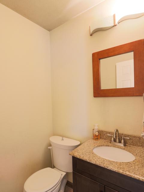 480 Dover Dr, Roselle, IL 60172 photo 9