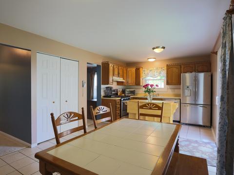480 Dover Dr, Roselle, IL 60172 photo 11