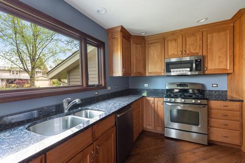 4030 Carousel Dr, Northbrook, IL 60062 photo 8