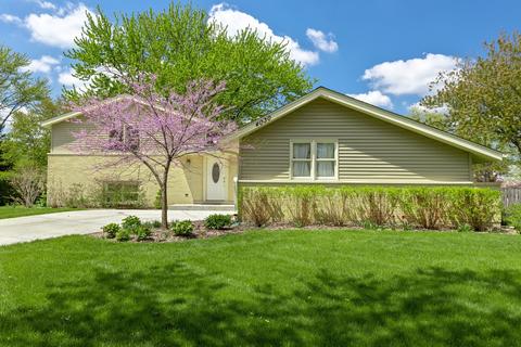 4030 Carousel Dr, Northbrook, IL 60062 photo 1