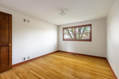 4030 Carousel Dr, Northbrook, IL 60062 photo 15