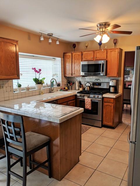 3237 Gresham Ln E, Aurora, IL 60504 photo 2