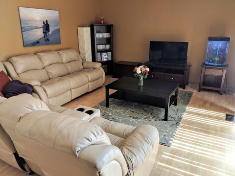 3237 Gresham Ln E, Aurora, IL 60504 photo 4