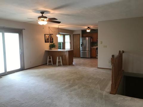 607 E Main St, Danvers, IL 61732 photo 6