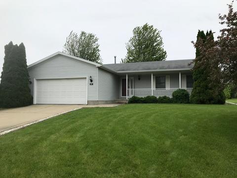 607 E Main St, Danvers, IL 61732 photo 1