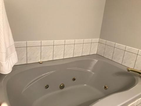 607 E Main St, Danvers, IL 61732 photo 16