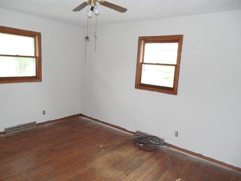 18145 Folkers Dr, Morrison, IL 61270 photo 6