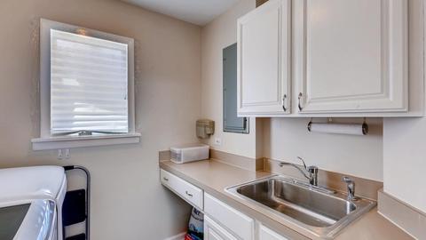 590 Western St, Hoffman Estates, IL 60169 photo 23