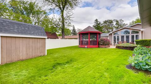 590 Western St, Hoffman Estates, IL 60169 photo 27