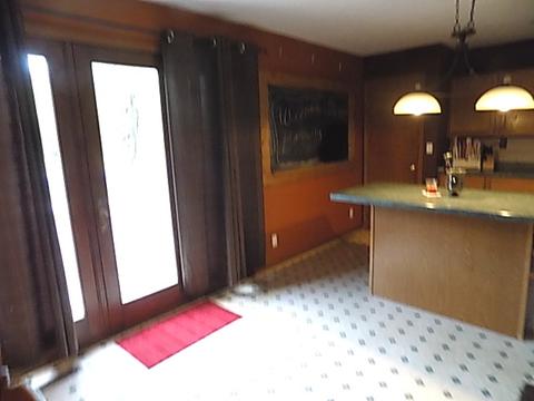 211 S Hossack St, Seneca, IL 61360 photo 9