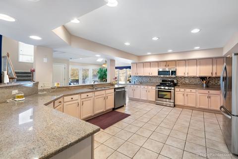 856 Tipperary St, Gilberts, IL 60136 photo 6