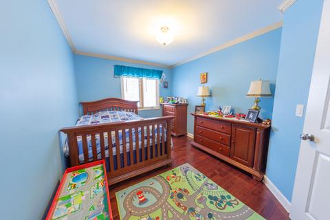 1060 Marshall Dr, Des Plaines, IL 60016 photo 15