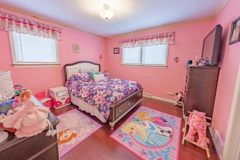 1060 Marshall Dr, Des Plaines, IL 60016 photo 14