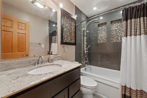 7139 S Thomas Ave, Bridgeview, IL 60455 photo 9