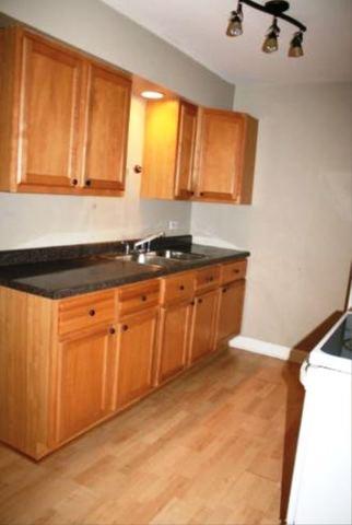 1925 Oakton St #2H, Des Plaines, IL 60018 photo 6
