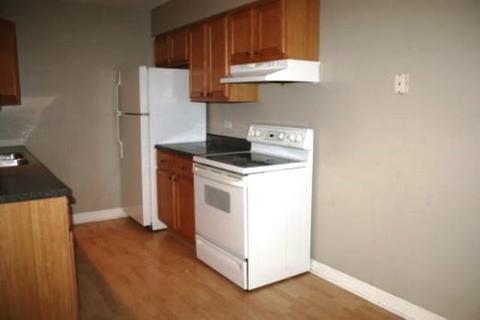 1925 Oakton St #2H, Des Plaines, IL 60018 photo 4