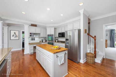 1732 Robert Ln, Naperville, IL 60564 photo 6