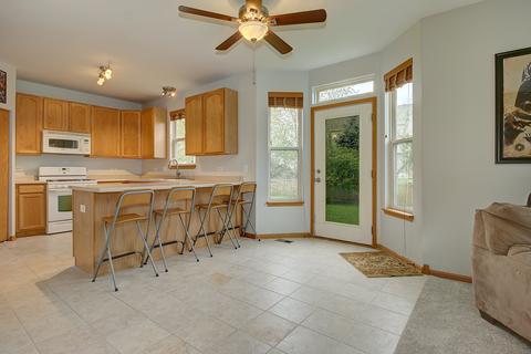 7513 Fordham Ln, Plainfield, IL 60586 photo 6