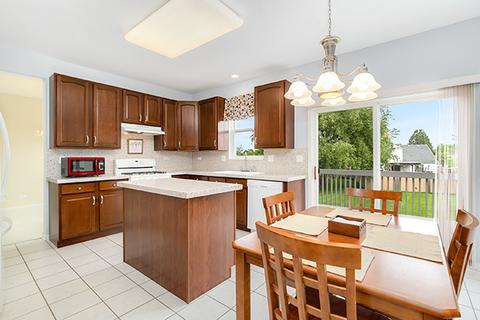 1048 Spinnaker St, Elgin, IL 60123 photo 10