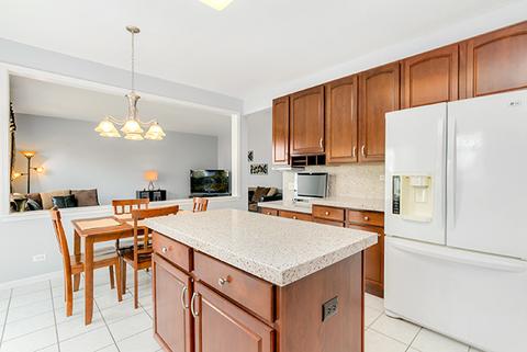 1048 Spinnaker St, Elgin, IL 60123 photo 13
