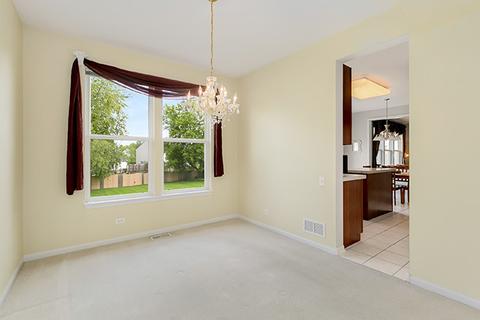 1048 Spinnaker St, Elgin, IL 60123 photo 9