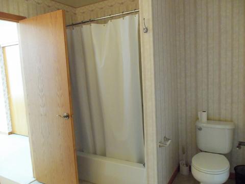 1156 Edgewater Dr, Morris, IL 60450 photo 12