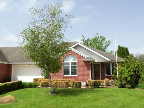 1156 Edgewater Dr, Morris, IL 60450 photo 2