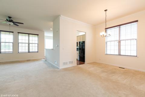 3856 Valhalla Dr, Elgin, IL 60124 photo 6