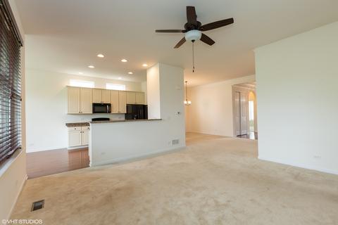 3856 Valhalla Dr, Elgin, IL 60124 photo 7