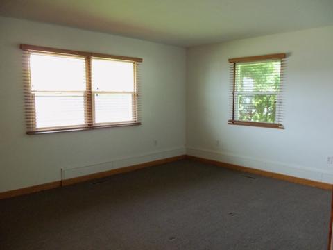 304 Daly Ave, Morris, IL 60450 photo 13
